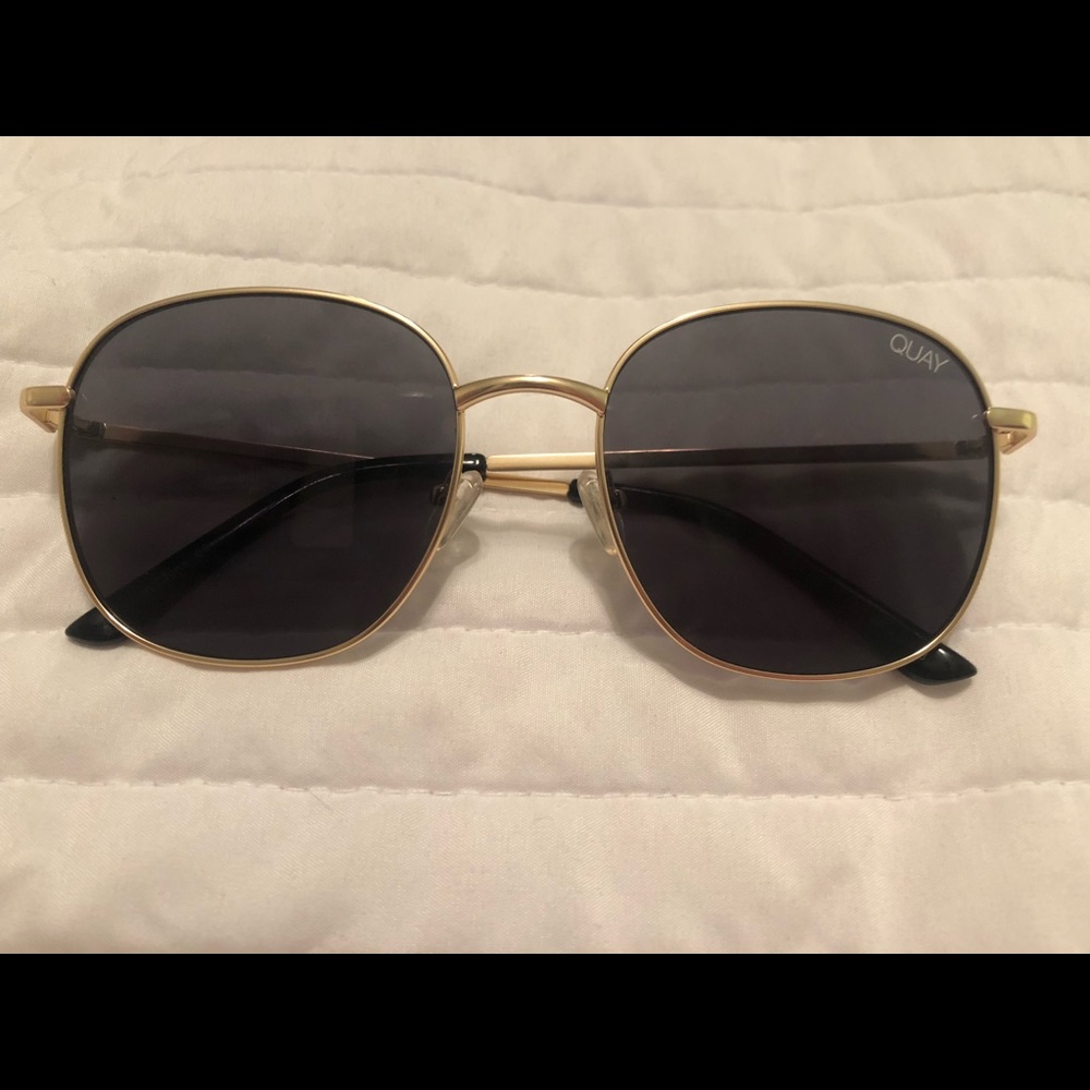 Quay Jezabell sunglasses